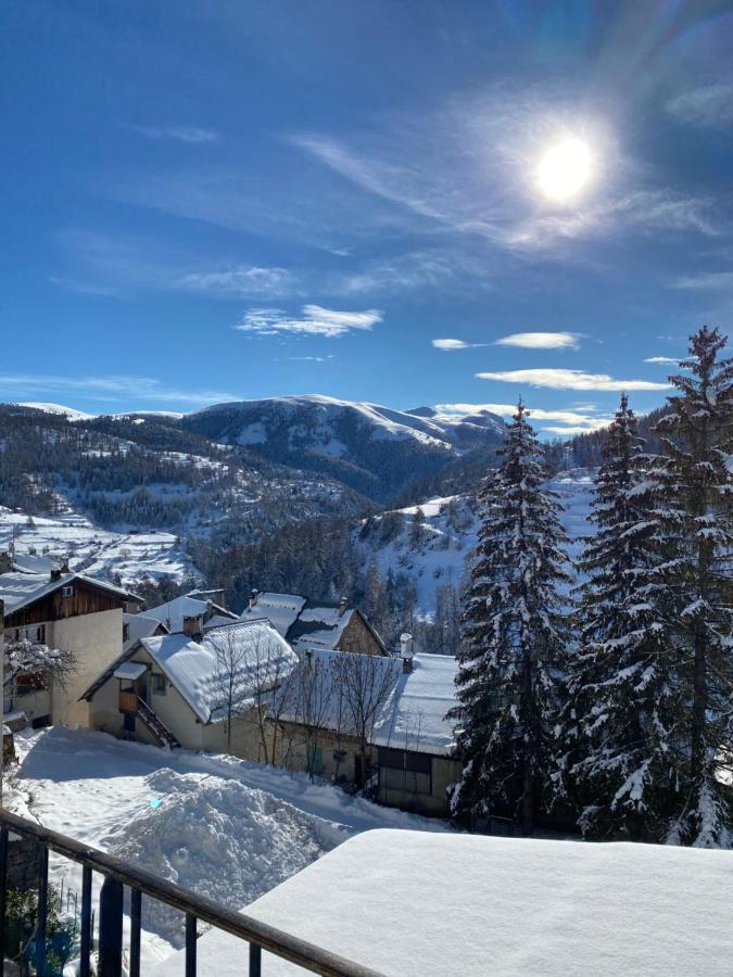 Hotel Genepi Beuil Exterior photo